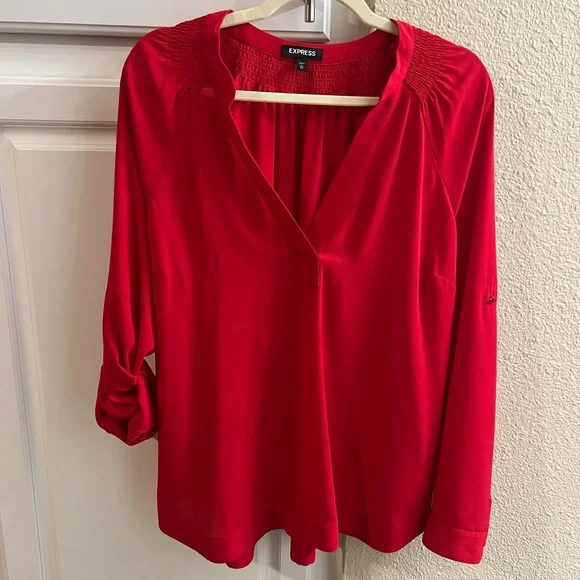 Express V Neck Blouse Vibrant Red Women's Blouse - Picture 1 of 5